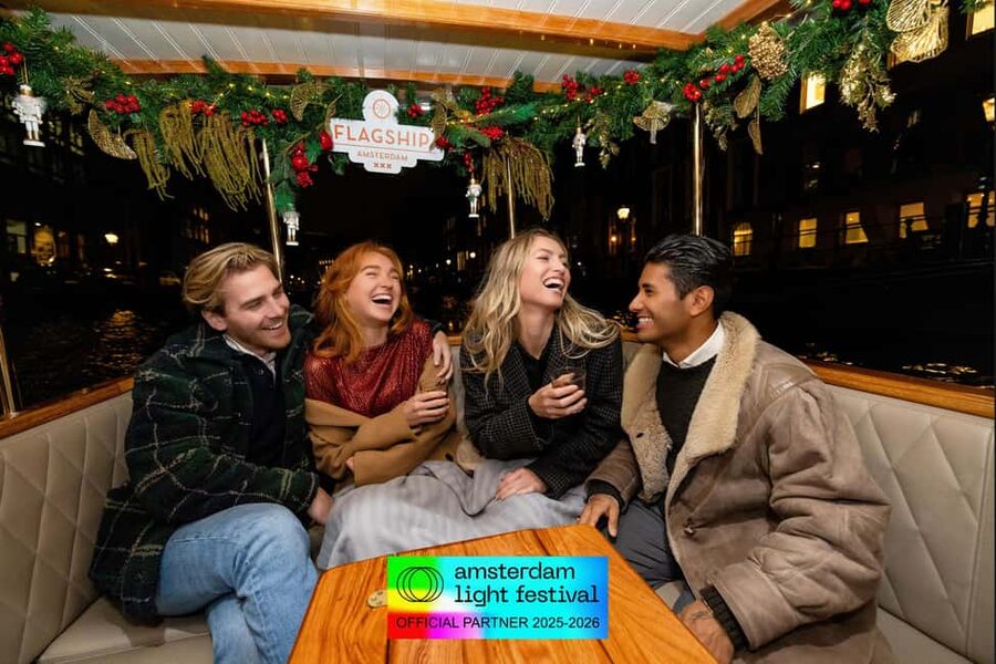 Amsterdam: Light Festival Heated Cruise with Drinks & Snacks - Drinks, snacks, and what the $31 price buys
