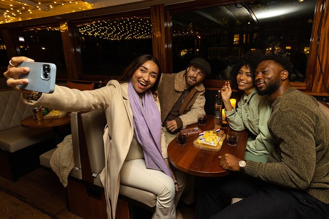 Amsterdam Light Festival: Heated Cruise with Hot Drinks & Bite - Key points before you book