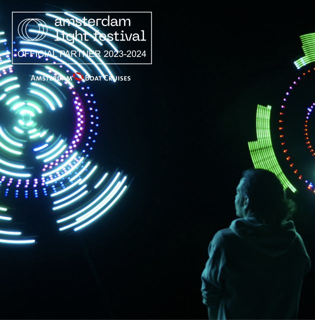 Amsterdam Light Festival Live Commentary & Optional Drinks - Herengracht gives you the main canal spectacle