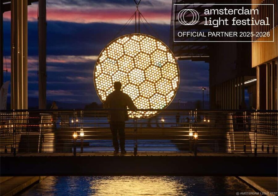 Amsterdam Light Festival Live Commentary & Optional Drinks - Westerkerk and the central canal landmarks