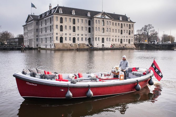 Amsterdam Light Festival: Saloon Boat Cruise + Hot Drinks & Bite - Who will enjoy this Amsterdam evening cruise
