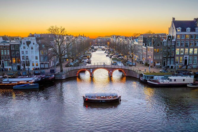 Amsterdam: Light Festival Shared Boat with unlimited drinks - Seeing the Light Festival from Amsterdam’s canals