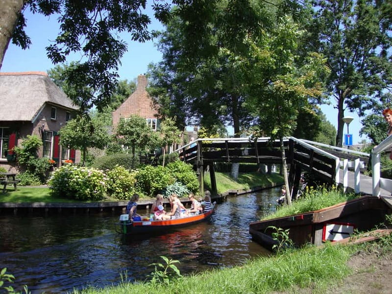Amsterdam: Live GuideD Giethoorn Boat Tour & Cheese Platter - Is $76 a fair price?