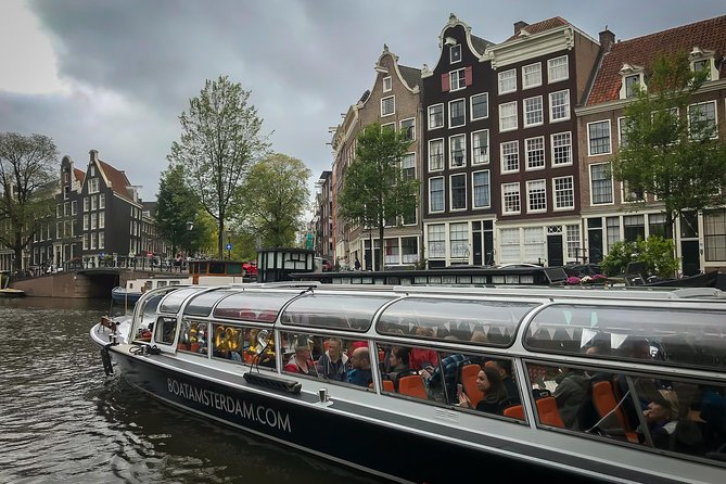 Amsterdam Live Guided Sightseeing Canal Cruise - Westertoren, the Pipe Museum, and the old center