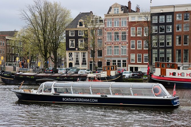 Amsterdam Live Guided Sightseeing Canal Cruise - Hermitage Museum and the Skinny Bridge