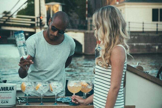 Amsterdam: Luxury Boat Cruise Unlimited Cocktails, Beers & Wines - Is $34.18 a fair price?