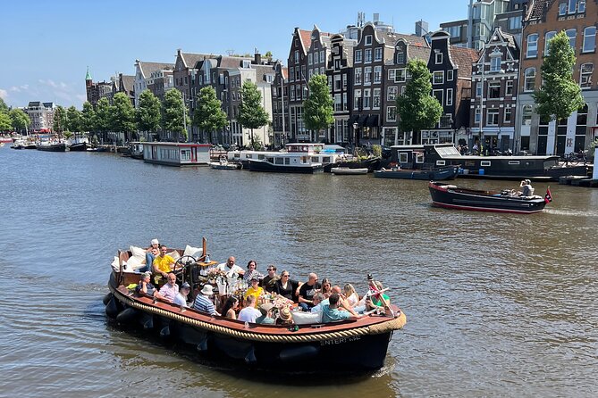 Amsterdam Luxury Boutique Boat tour with Unlimited Beer and Wine - Oude Kerk and the old canal center