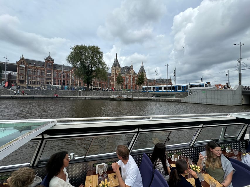 Amsterdam: Luxury Cheese & Wine Canal Cruise - Who will enjoy this cruise most