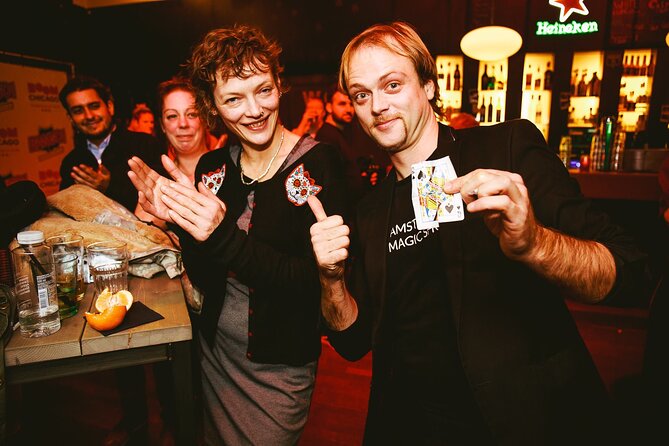 Amsterdam Magic Show: Things That Make You Go Huh - The 8pm stage show: short acts keep the pace moving