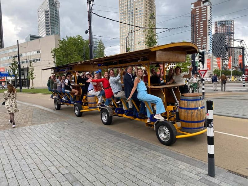 Amsterdam: MIXED - Beer & Bubbles Bike Tour - Beer, prosecco, and the package details