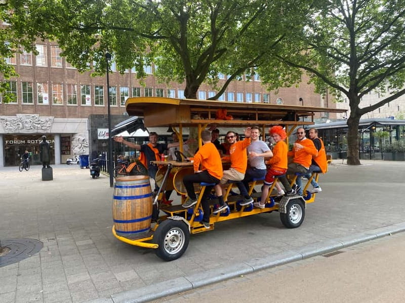 Amsterdam: MIXED - Beer & Bubbles Bike Tour - Getting to Nieuwe Hemweg 2 by free ferry