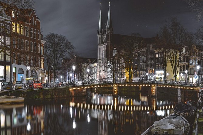 Amsterdam Night Photography Workshop with a Professional - David’s teaching style and professional background