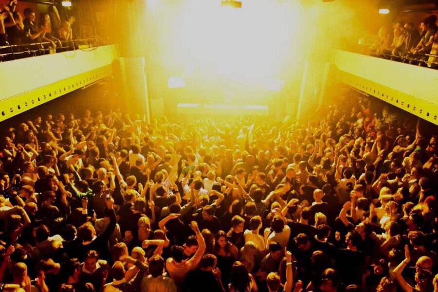 Amsterdam: Nightlife Scene 1, 2, or 3-7 Day Ticket - A simple two-night plan