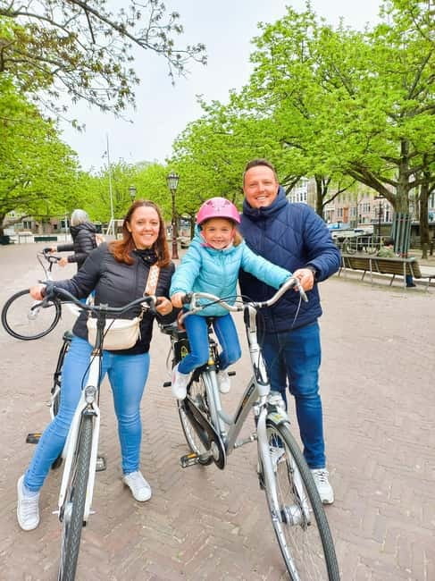 Amsterdam: Off the Beaten Path Bike Tour in French - Why this bike tour works well in Amsterdam