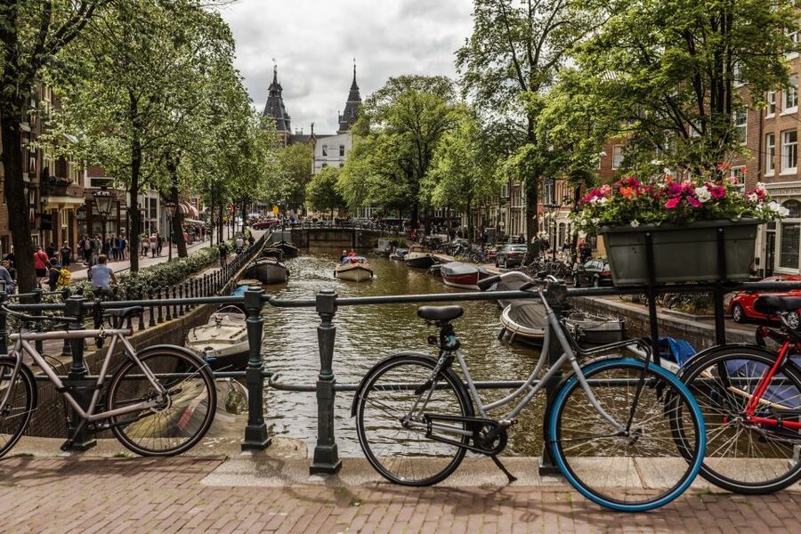 Amsterdam: Off-the-Beaten-Track Neighborhoods Private Tour - From De Hallen to Ten Katemarkt in Amsterdam-West