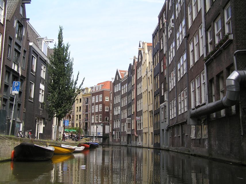 Amsterdam Old City Private Walking Tour - What $265 means for a private group
