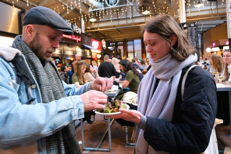Amsterdam Old-West Vegan Food Tour with Local Guide - Rain, walking, and the outdoor format