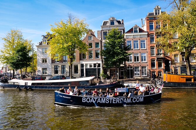 Amsterdam Open Boat Cruise in Old City Centre with Drinks Options - Key points before you book