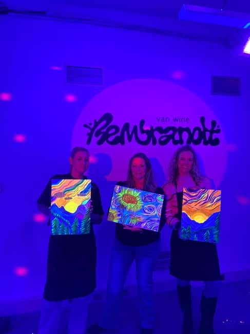 Amsterdam: Paint and Sip in the Dark at Rembrandt van Wine - Drinks are part of the evening, not an extra charge