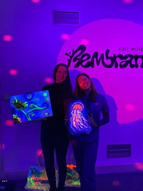 Amsterdam: Paint and Sip in the Dark at Rembrandt van Wine - What the $55 price includes