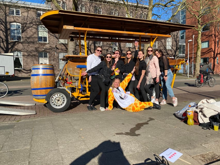 Amsterdam: Party Bike Tour with Beer - The start at Houthavens