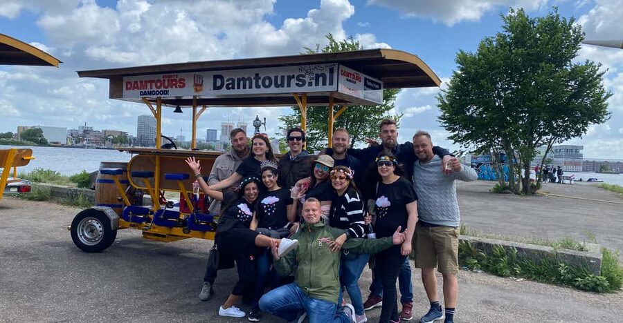 Amsterdam: Party Bike Tour with Beer - Beer, prosecco, and the extra-drink question
