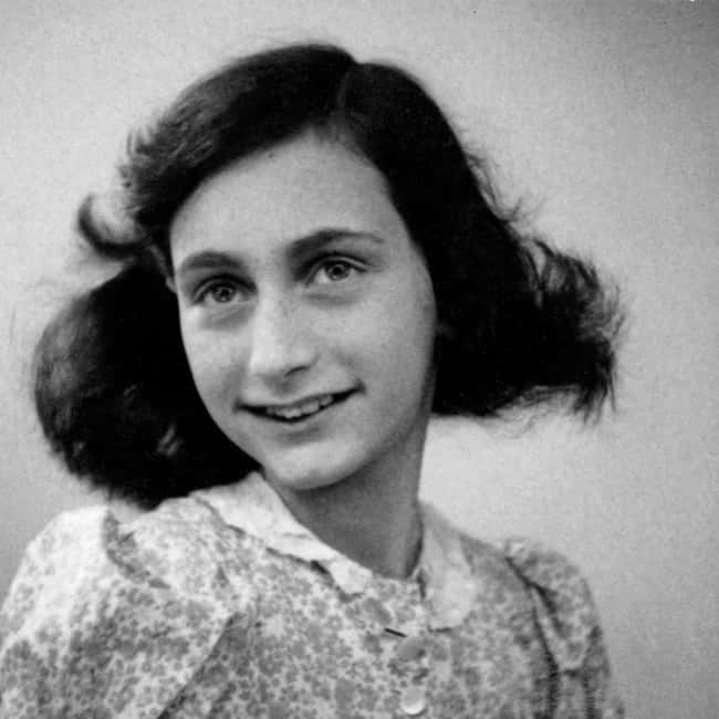 Amsterdam: Private Anne Frank and Jewish History Tour - Dutch resistance and the rescue of Jewish children