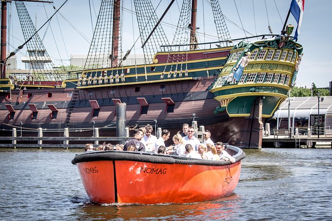 Amsterdam Private Boat Trip With Skipper, Burger and Beers - A homemade burger and four beers per person