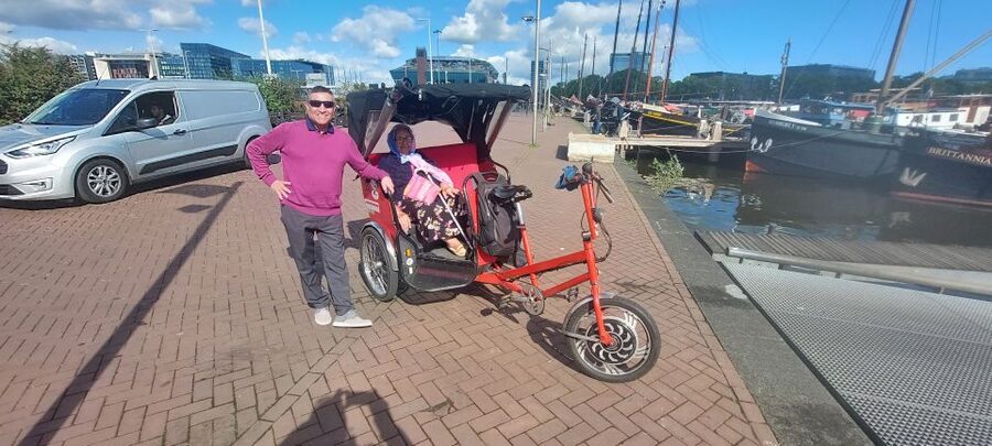 Amsterdam: Private City Highlights Tour by Rickshaw - From Amsterdam-Centrum to Dam Square