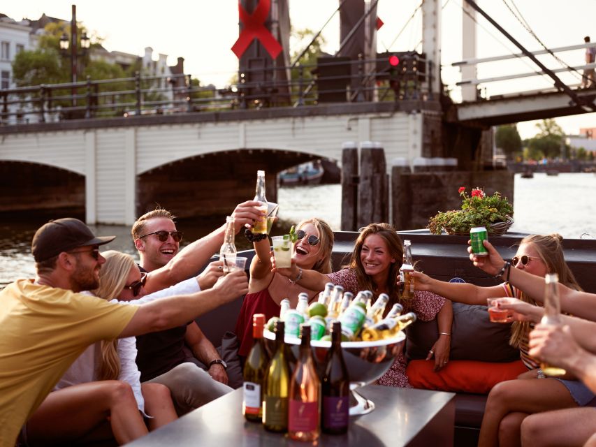 Amsterdam: Private Cruise with Drinks & Optional Snacks - The guide makes the quiet canals interesting