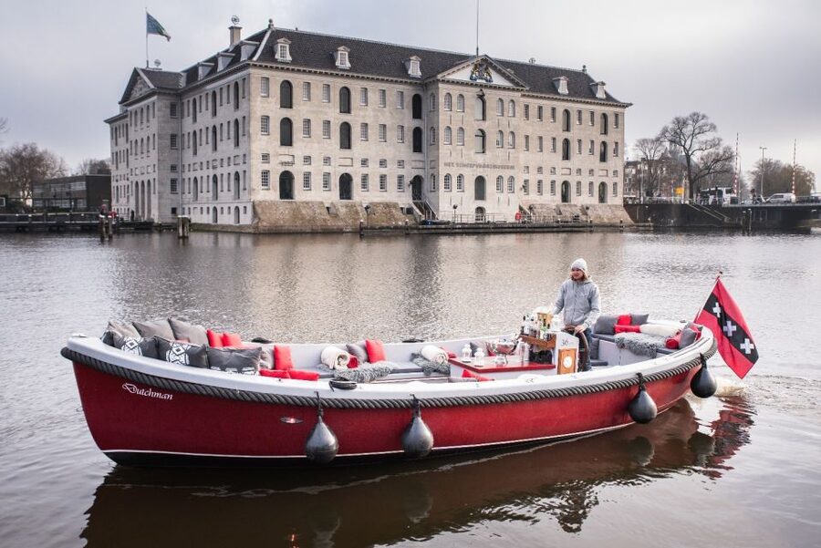 Amsterdam: Private Cruise with Drinks & Optional Snacks - Boarding beside Seapalace