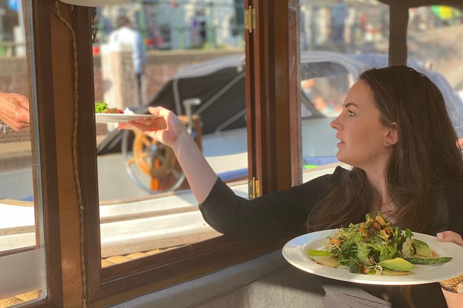 Amsterdam Private Dinner Cruise incl Drinks & 2-course Dinner 2hr - Why a private dinner cruise works in Amsterdam