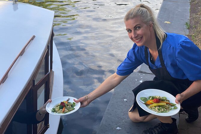 Amsterdam Private Dinner Cruise incl Drinks & 2-course Dinner 2hr - Passing Anne Frank House from the canal