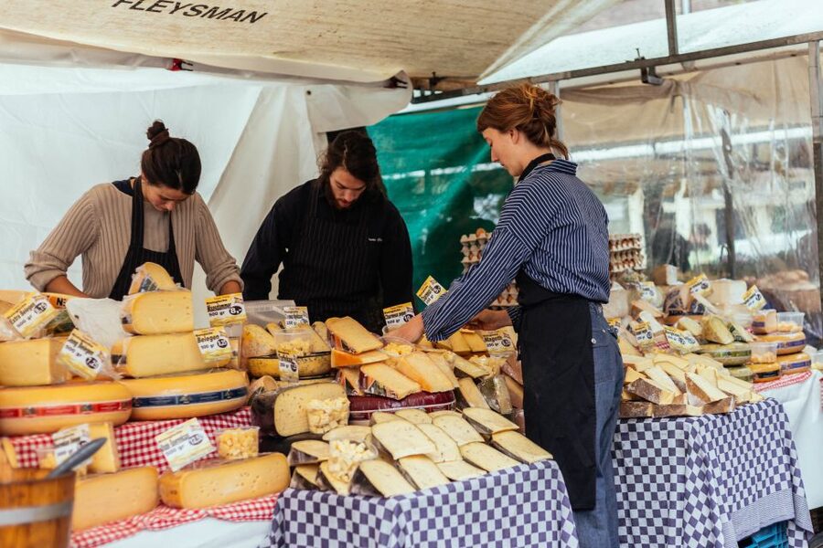 Amsterdam: Private Food Tour with a Local - Why this Amsterdam food walk works