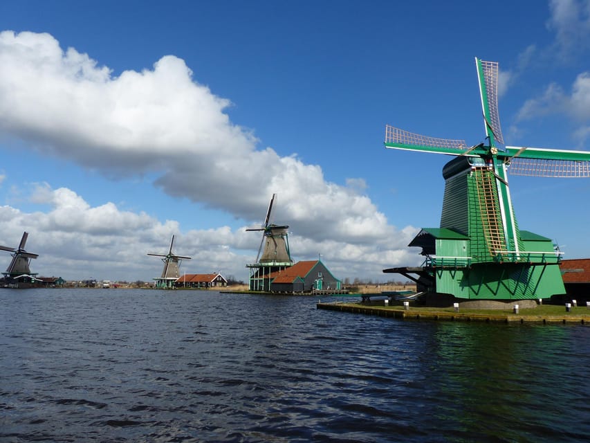 Amsterdam: Private green tour !!! Windmills, castle - Who will get the most from this tour