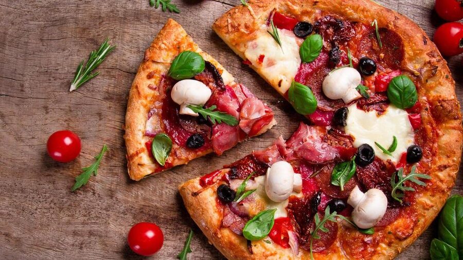 Amsterdam: Private Luxury Cruise with Pizza and Drinks - Prinsengracht, Wester Church, and the city’s crooked houses