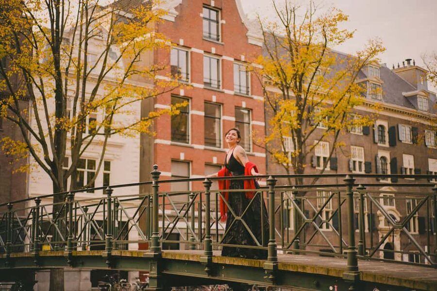 Amsterdam: Private Photoshoot for Couple, Family, or Solo - Key points to know before booking