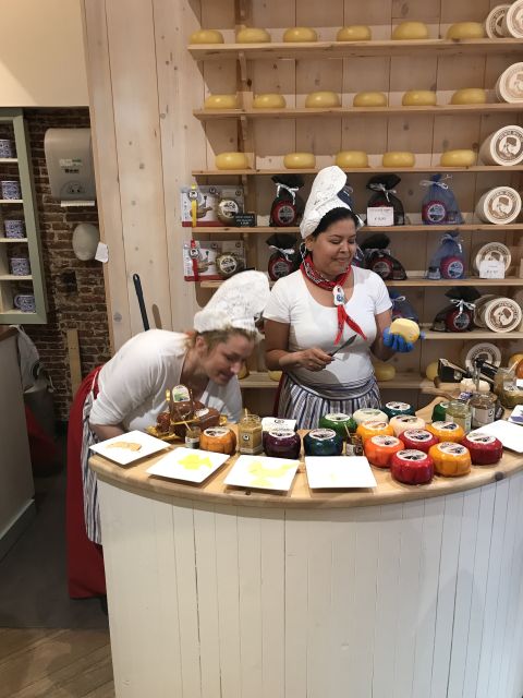 Amsterdam: Private Red Light District and Food Tour - Why this Red Light District walk works