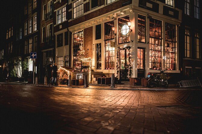Amsterdam Private Shopping Experience - Starting at Rokin and entering Negen Straatjes