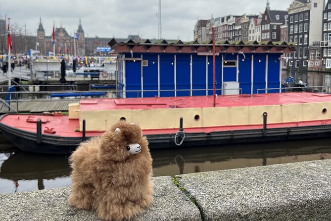 Amsterdam Private Walking & Tasting Tour - Dam Square and the Royal Palace