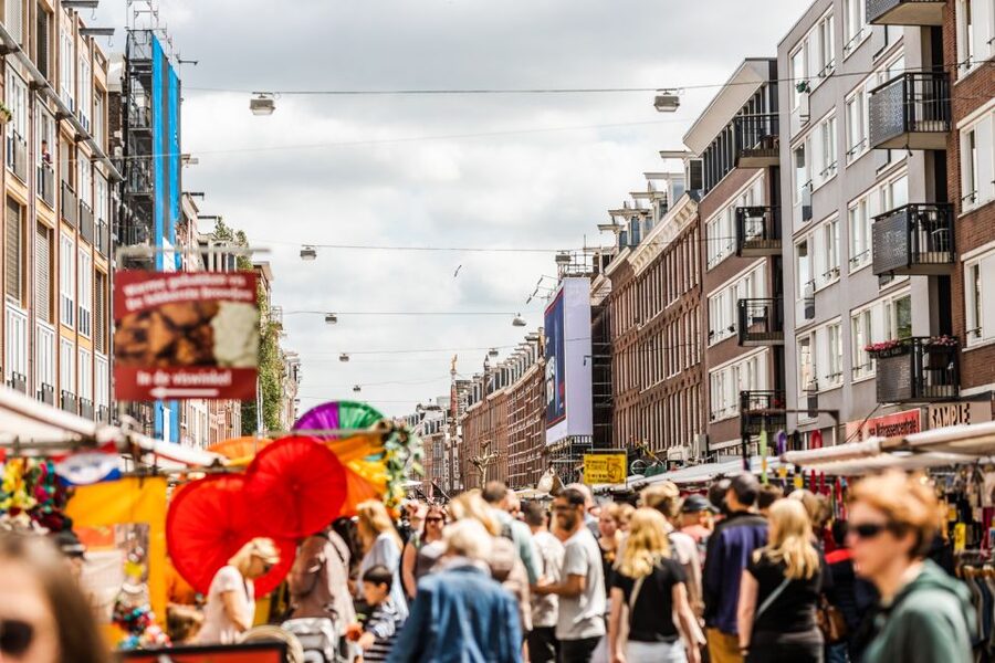 Amsterdam: Private Walking Tour of Jordaan & De 9 Straatjes - Fashion stops at Hutspot and LENA