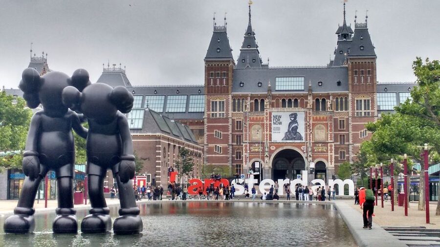 Amsterdam Private Welcome Tour with a Local Guide - Price, timing, and what you still pay for