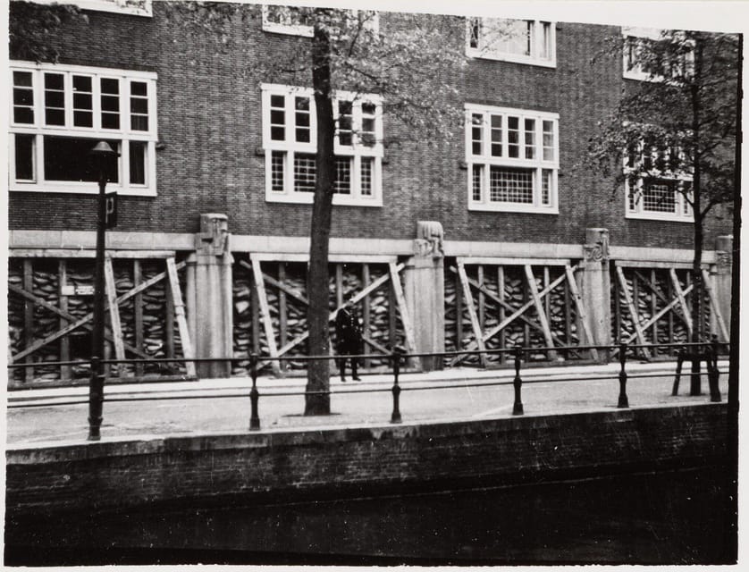 Amsterdam: Private World War Two History Walking Tour - Key Points to Know Before You Book