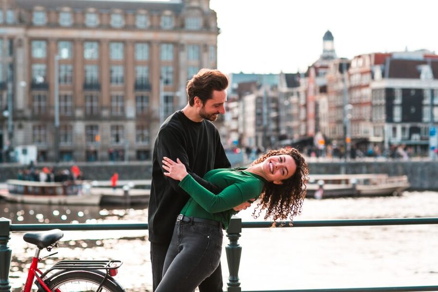 Amsterdam: Professional photoshoot at Centraal Station - Edited Photos Delivered Within 48 Hours