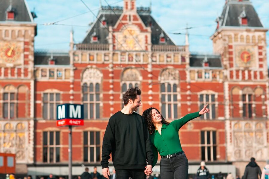 Amsterdam: Professional photoshoot at Centraal Station - Is $113 a Fair Price?