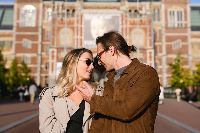 Amsterdam: Professional Rijksmuseum & Museumplein Photoshoot - What happens during the 30-minute session