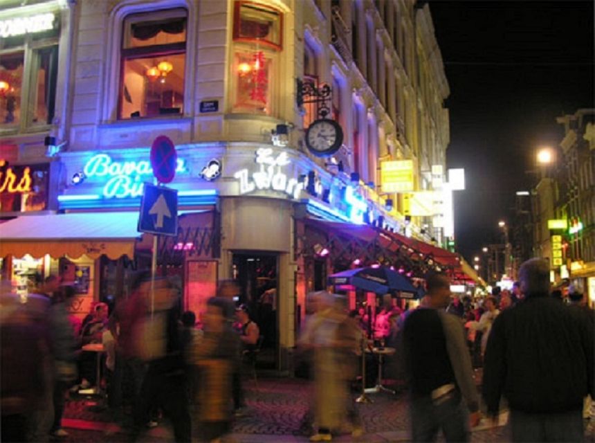 Amsterdam: Red Light District and Local Pub Tour - What this Amsterdam tour is really about