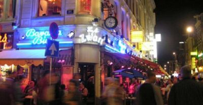 Red Light District and Local Pub Tour