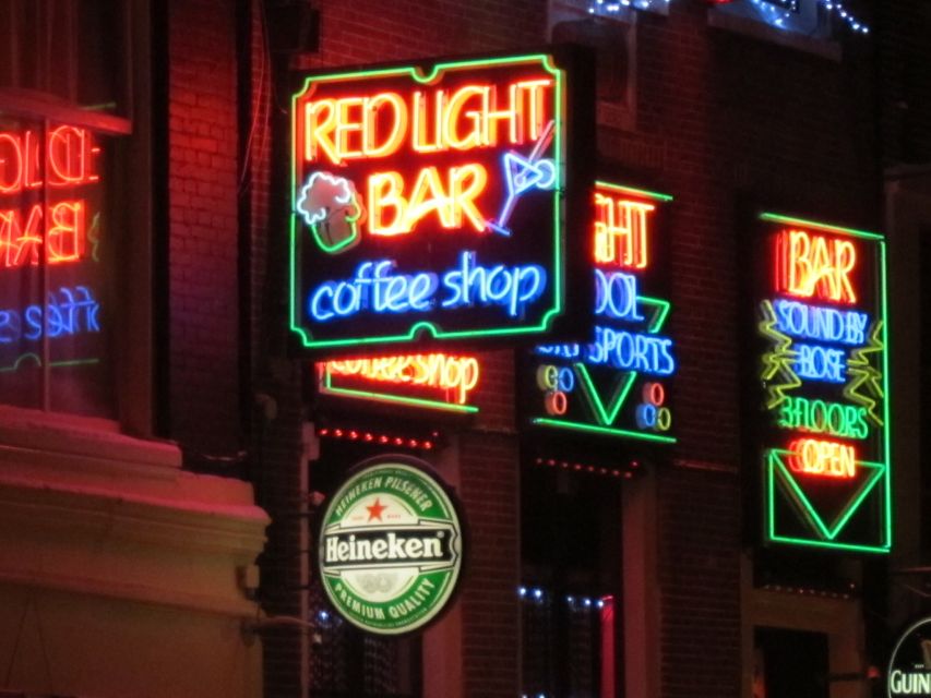 Amsterdam Red Light District and Old Town Walking Tour - Small details that make the walk useful