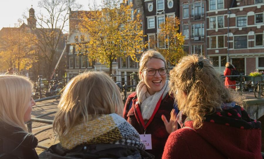 Amsterdam: Red Light District & City Tour German or English - German or English, but not both